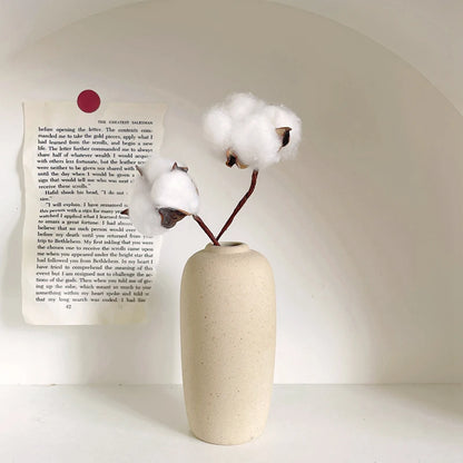 Nordic White Vase – Minimalist Home Decor Accent