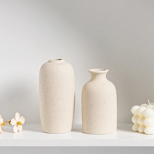Nordic White Vase – Minimalist Home Decor Accent