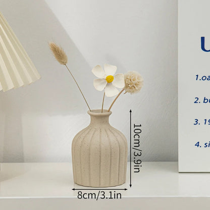 Nordic White Vase – Minimalist Home Decor Accent